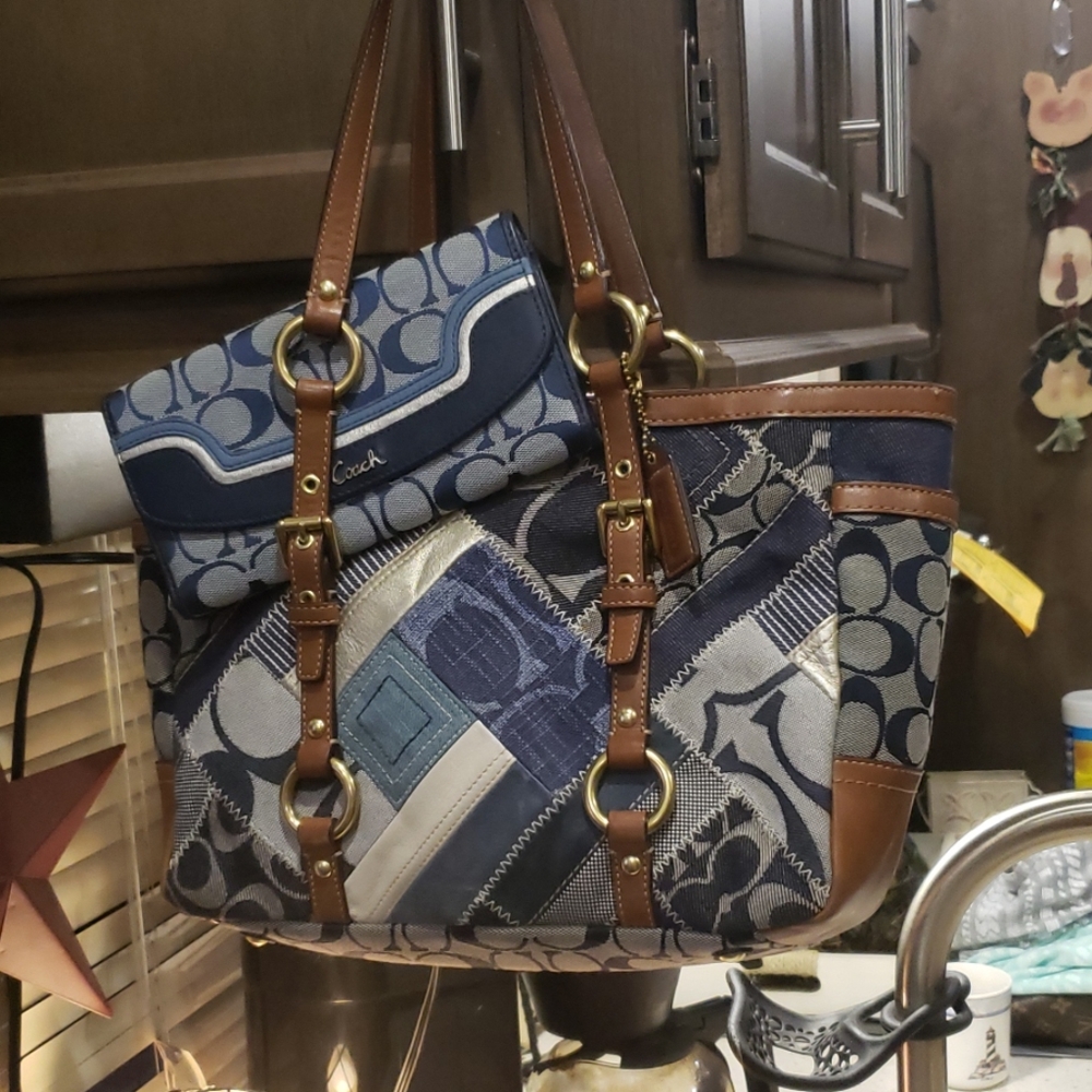 AuTH Coach handbag purse denim collection